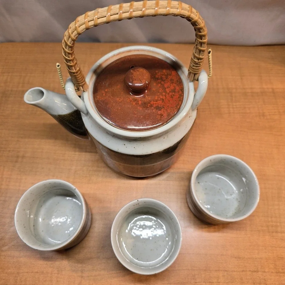 Sake Set Teapot, 3 mugs. Ceramic‎ with wicker handle Earthenware Browns Glaze